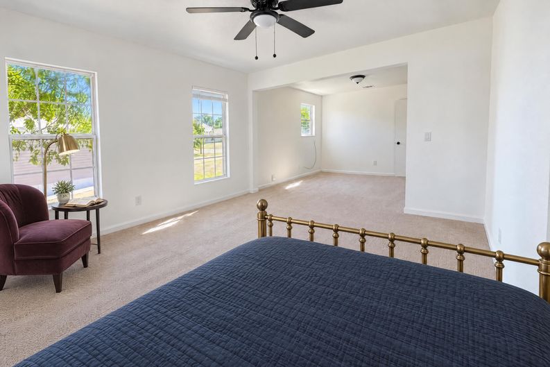 Photo 4 of 21 of 324 W Avenue C, Belton, TX