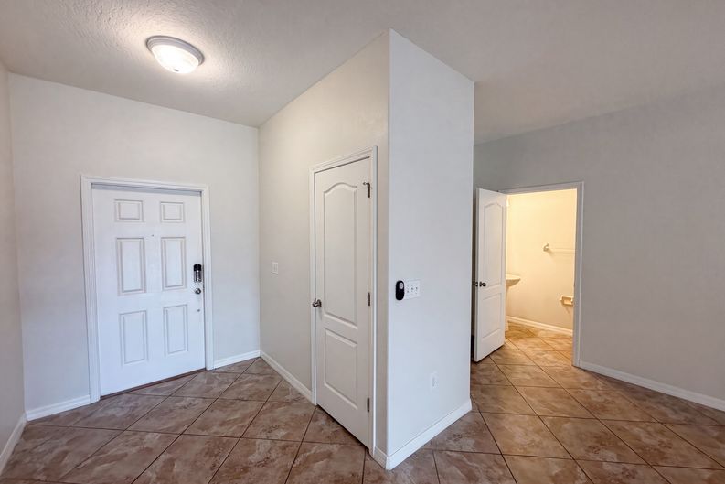 Photo 7 of 33 of 13717 Rosette Rd, Hudson, FL