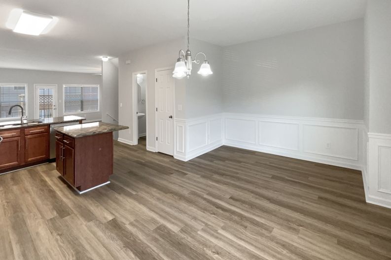 Photo 30 of 52 of 1622 Halliard Dr, Lawrenceville, GA