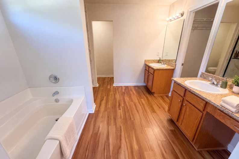 Photo 36 of 61 of 152 Woodcote Dr, Gaston, SC