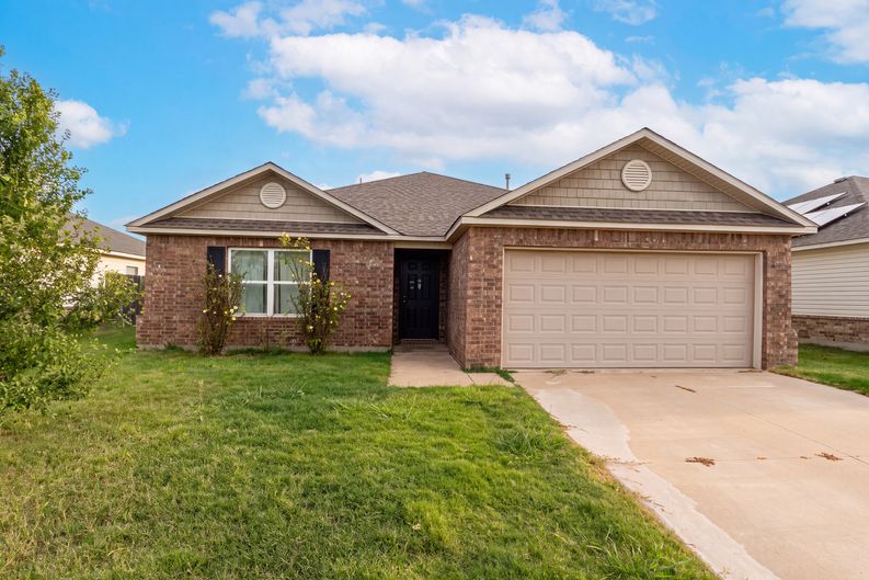 Photo 17 of 19 of 1852 Schooner Rd, El Reno, OK