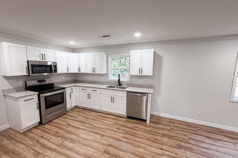 Photo 8 of 22 of 1313 Eastbrook Rd SE, Dalton, GA