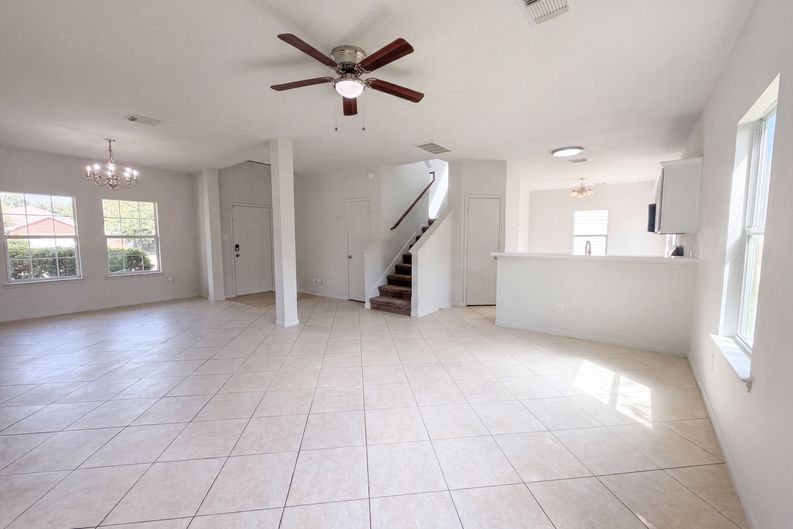 Photo 3 of 21 of 3911 Teal Vista Ct, Fresno, TX
