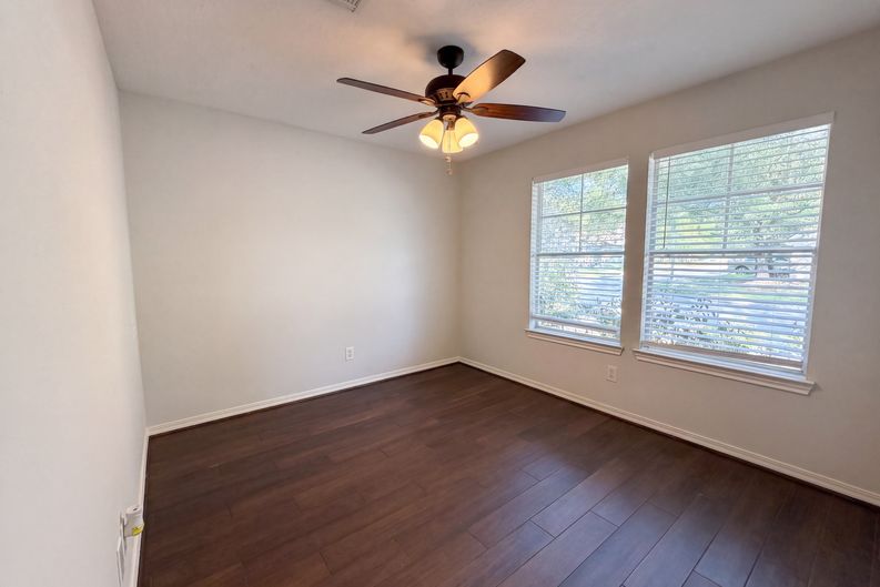 Photo 9 of 19 of 21886 Pinewilde Ct, Porter, TX