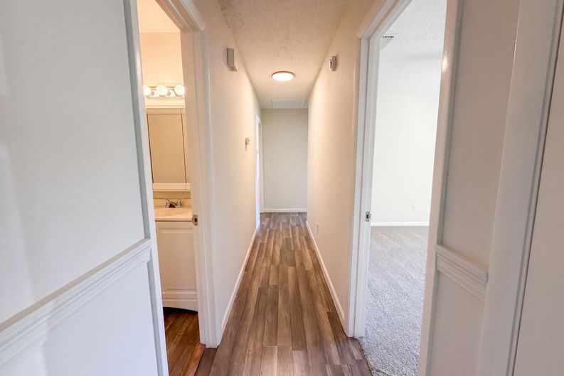 Photo 12 of 24 of 7023 Shindler Dr, Jacksonville, FL