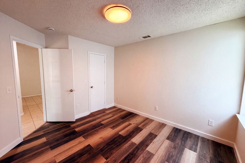 Photo 8 of 16 of 405 Kathy Ln, Wylie, TX