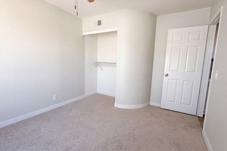 Photo 17 of 19 of 1827 Corte Amarillo, Oceanside, CA