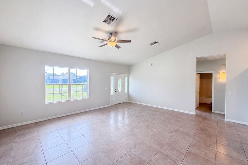 Photo 9 of 19 of 2925 N Lowell Rd, Avon Park, FL