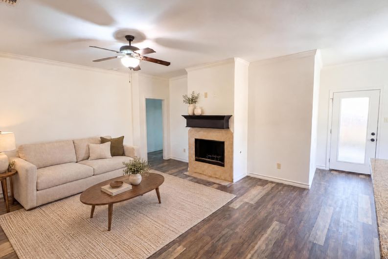 Photo 3 of 27 of 8809 10th St, Lubbock, TX