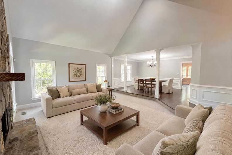 Photo 15 of 58 of 984 Forest Pond Ct, Marietta, GA