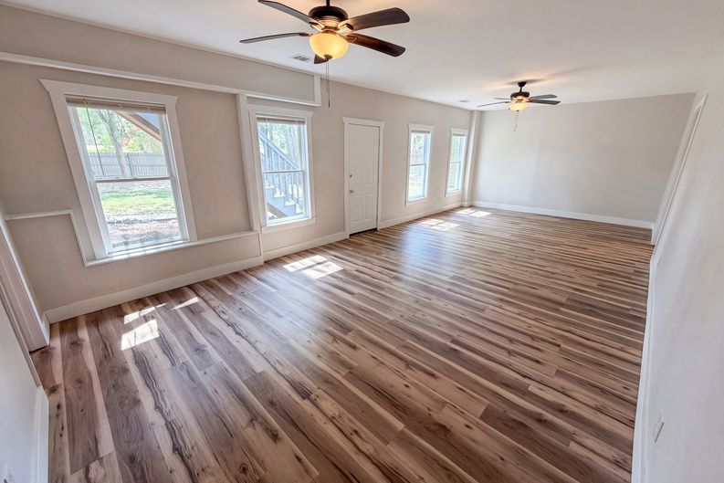Photo 14 of 44 of 4000 Amberley Ln, Marietta, GA