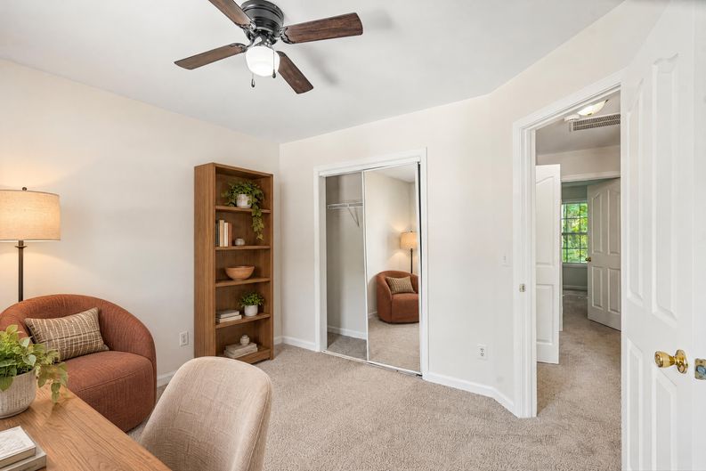 Photo 10 of 31 of 6550 Snowbird Ln, Douglasville, GA