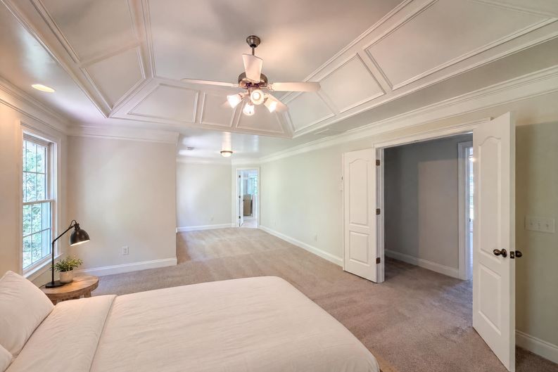 Photo 4 of 23 of 861 Windsor Creek Dr, Grayson, GA