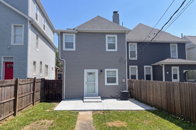 Photo 5 of 21 of 513 S Champion Ave, Columbus, OH