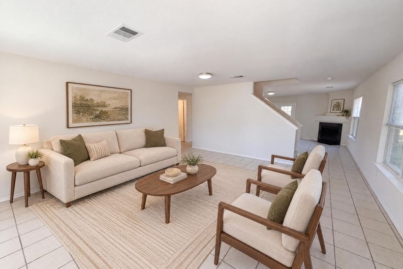 Photo 8 of 21 of 305 Edgewood Cv, Leander, TX