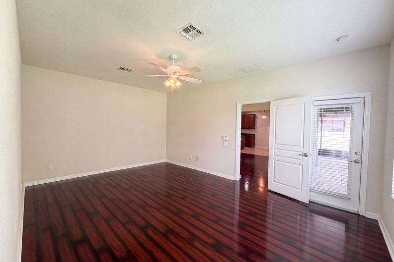 Photo 10 of 36 of 13228 Roskin Ln, Windermere, FL
