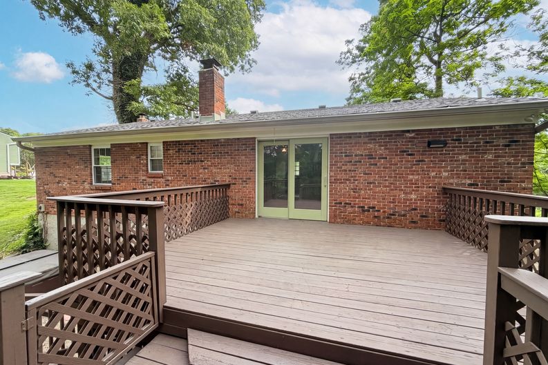 Photo 5 of 31 of 1004 Marcie Ln, Milford, OH