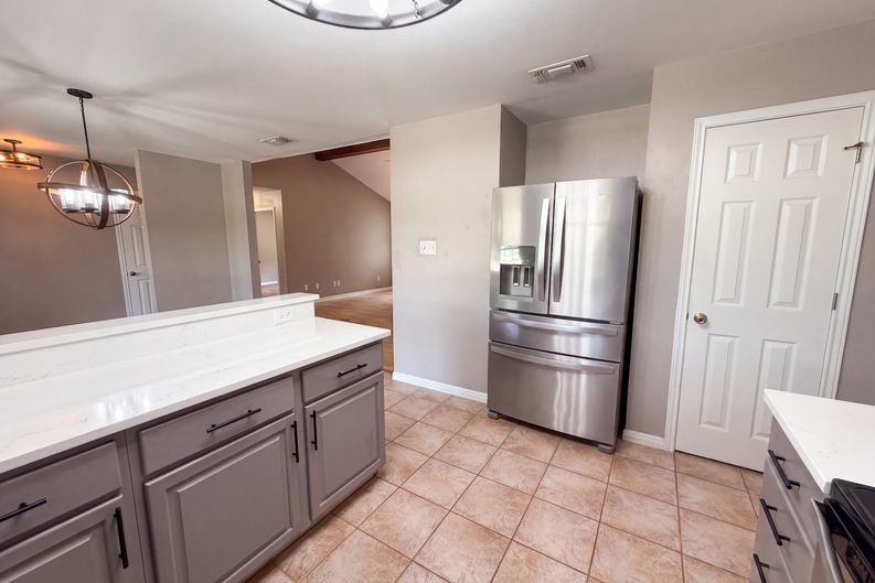 Photo 6 of 23 of 1356 Timberwood Trl, New Braunfels, TX