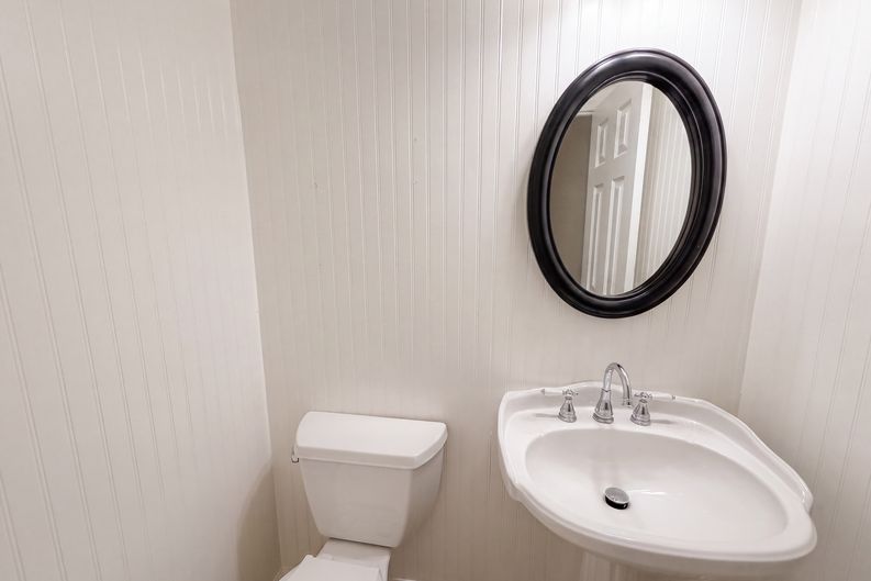 Photo 16 of 22 of 3029 Southampton Cir, Gastonia, NC