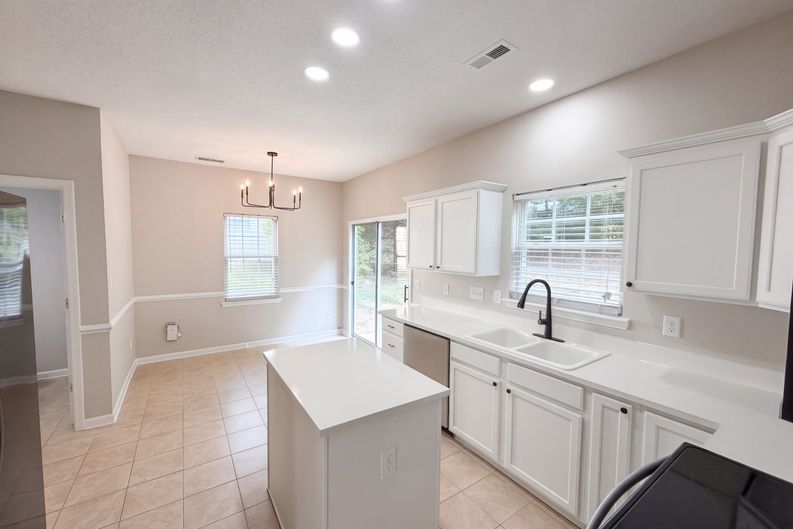 Photo 24 of 28 of 1159 Tufton Pl NW, Concord, NC