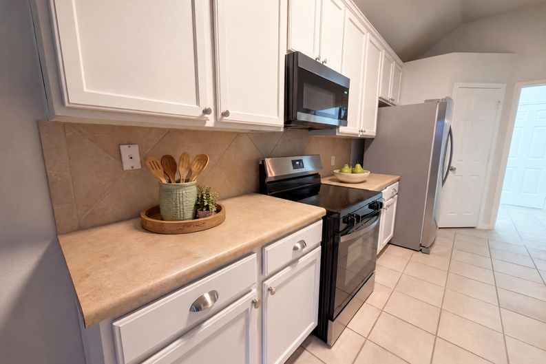 Photo 10 of 29 of 19217 Mangan Way, Pflugerville, TX