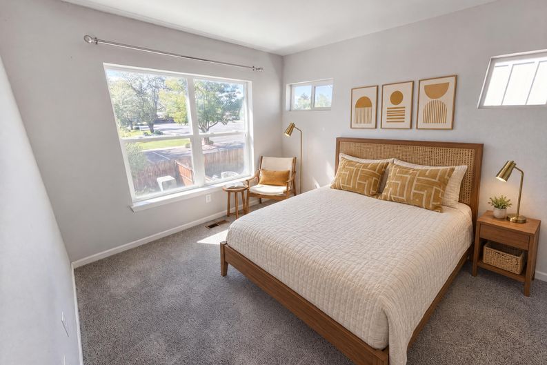 Photo 4 of 34 of 7907 Florado St, Denver, CO