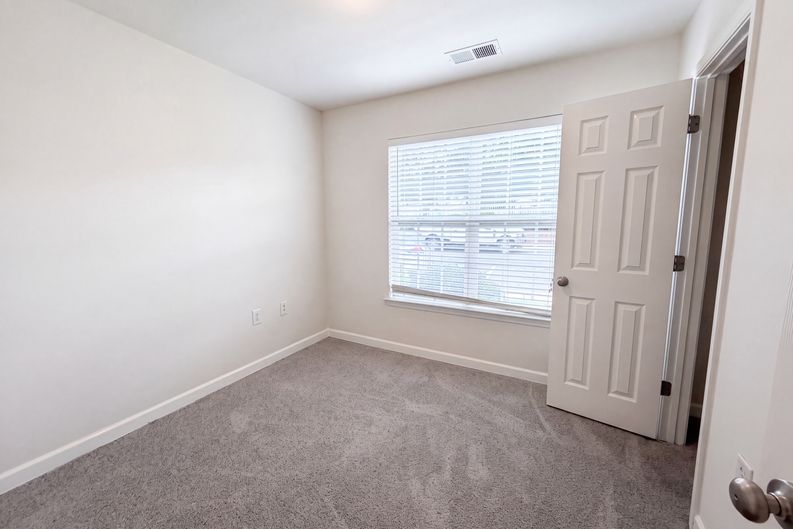 Photo 11 of 17 of 946 Olde Towne Way, Rock Hill, SC