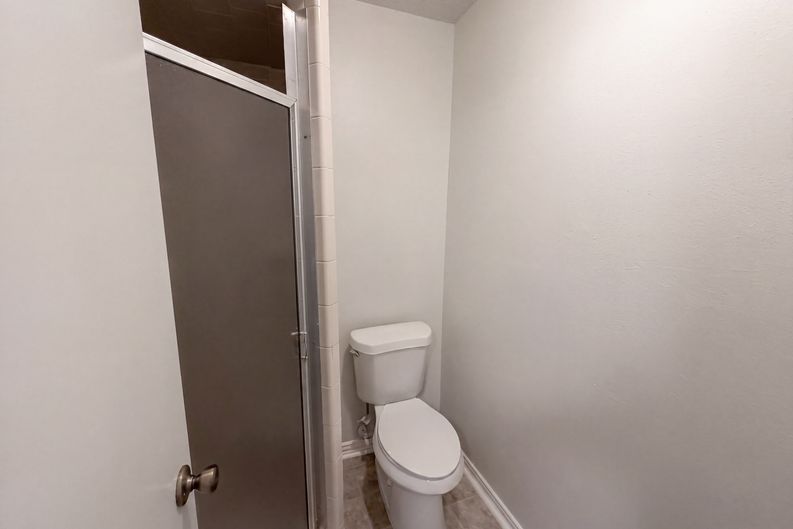 Photo 16 of 18 of 4824 Berridge Ln, Dallas, TX
