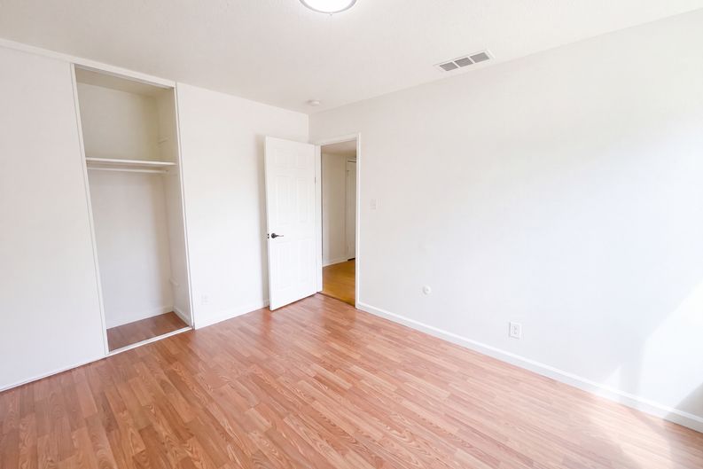 Photo 14 of 21 of 6920 Briggs Dr, Sacramento, CA
