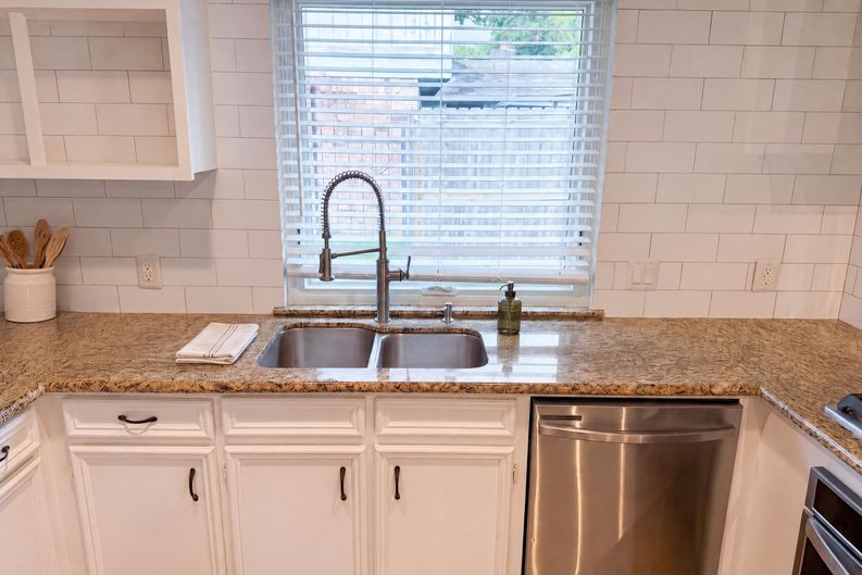 Photo 10 of 26 of 14923 Aspen Hills Dr, Houston, TX