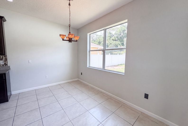 Photo 9 of 40 of 881 Haring Ln, Mount Dora, FL