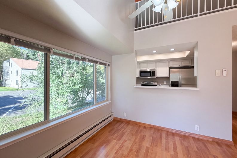 Photo 9 of 25 of 11776 SW Boones Bend Dr, Beaverton, OR