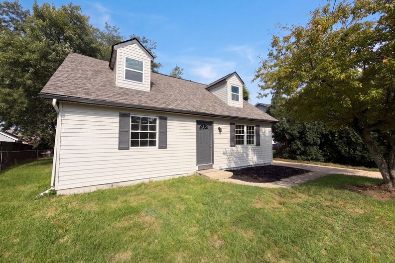 Photo 35 of 38 of 6363 Sandric Ln, Liberty Township, OH