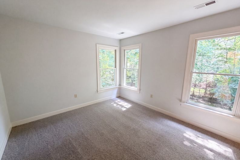 Photo 14 of 29 of 5806 Fox Briar Way, Midlothian, VA