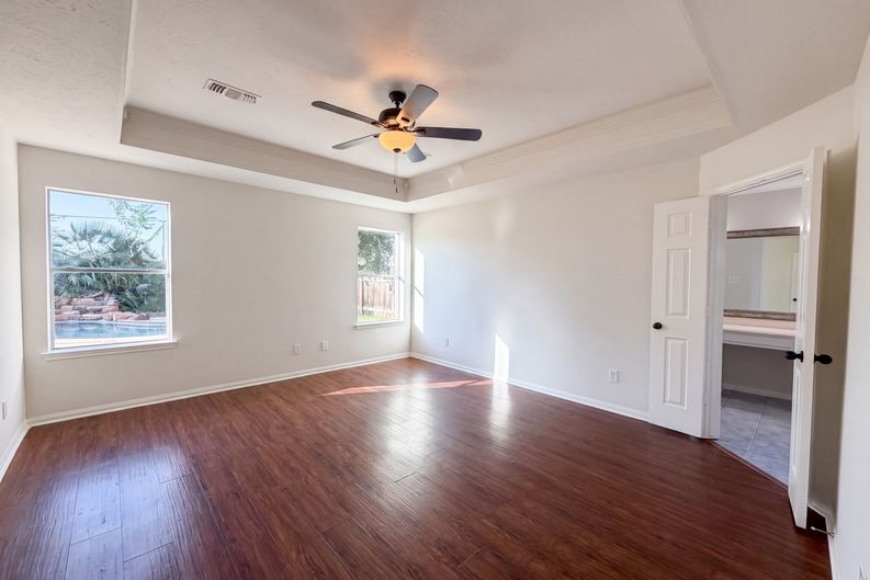 Photo 14 of 26 of 23130 Willow Canyon Dr, Katy, TX