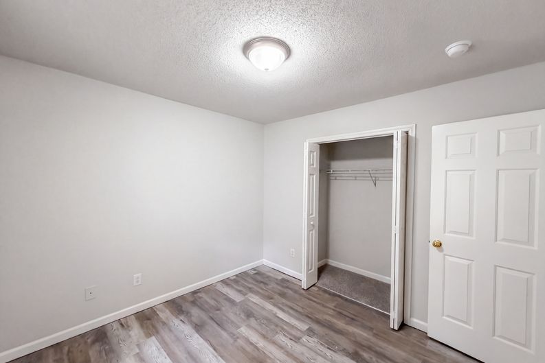 Photo 7 of 17 of 5809 Weddington Rd, Raleigh, NC