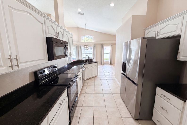 Photo 13 of 31 of 1619 River Birch Ave, Oviedo, FL