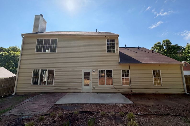 Photo 18 of 55 of 835 Shadow Lake Dr, Lithonia, GA