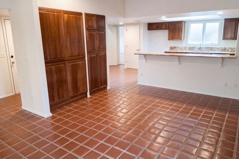 Photo 8 of 21 of 5621 E Fort Lowell Rd, Tucson, AZ