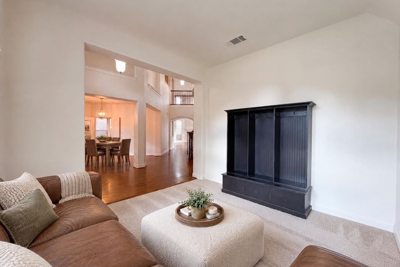 Photo 36 of 43 of 4409 Elmgreen Dr, Roanoke, TX