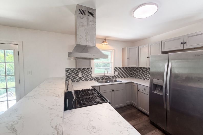 Photo 11 of 17 of 3119 Holbrook Dr SW, Marietta, GA