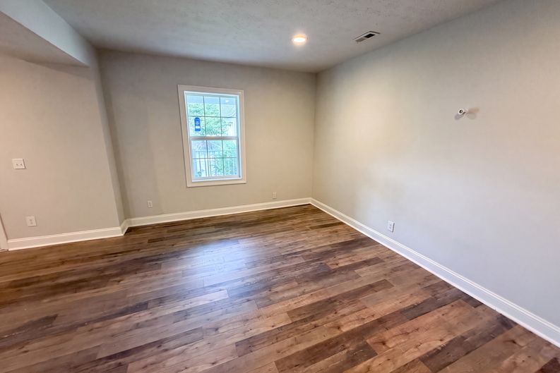Photo 7 of 21 of 2615 Boulevard Pl, Indianapolis, IN