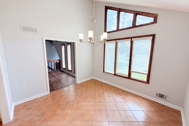 Photo 13 of 33 of 3409 Woodrun Trl, Marietta, GA