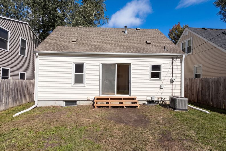 Photo 5 of 21 of 7221 Minnetonka Blvd, St. Louis Park, MN