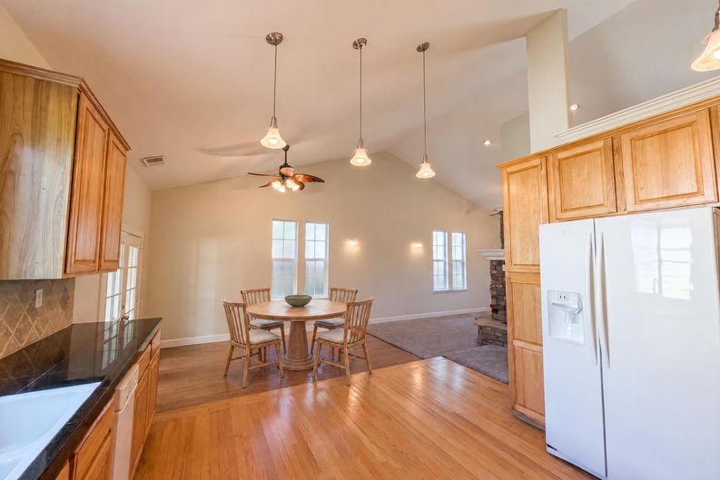 Photo 15 of 48 of 8233 Fair Way, Citrus Heights, CA