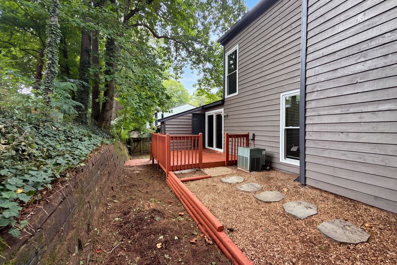 Photo 24 of 26 of 282 Toweridge Dr SW, Marietta, GA
