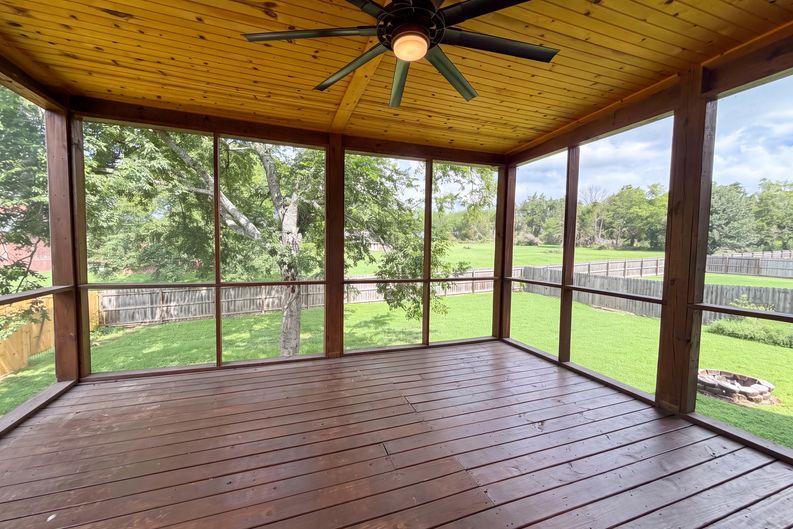 Photo 14 of 17 of 2520 Val Marie Dr, Madison, TN