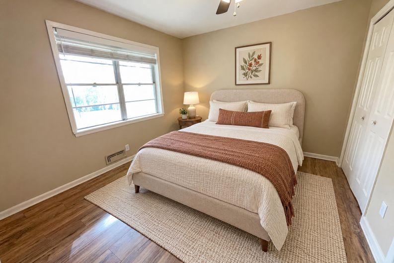 Photo 9 of 16 of 6817 Chickering Rd, Fort Worth, TX