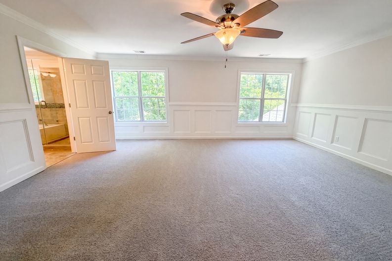 Photo 4 of 48 of 116 Crosscreek Dr, Columbia, SC