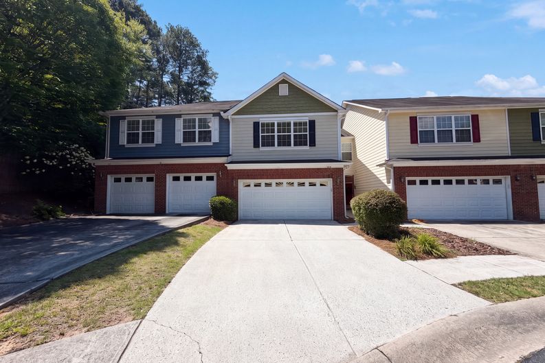 Photo 20 of 23 of 1019 Ivydale Cir, Lawrenceville, GA